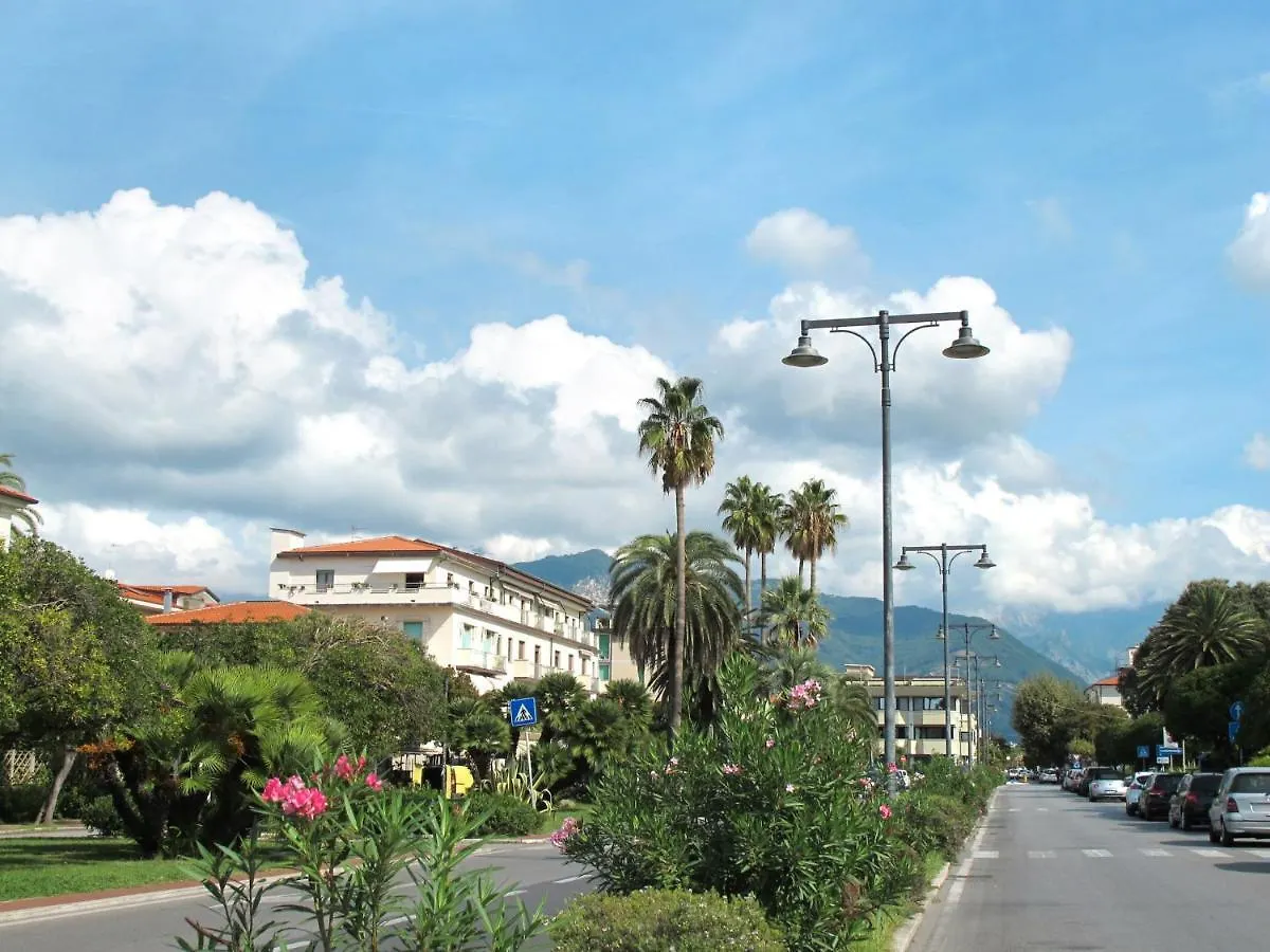 Apartment Casone By Interhome Marina di Massa Italy